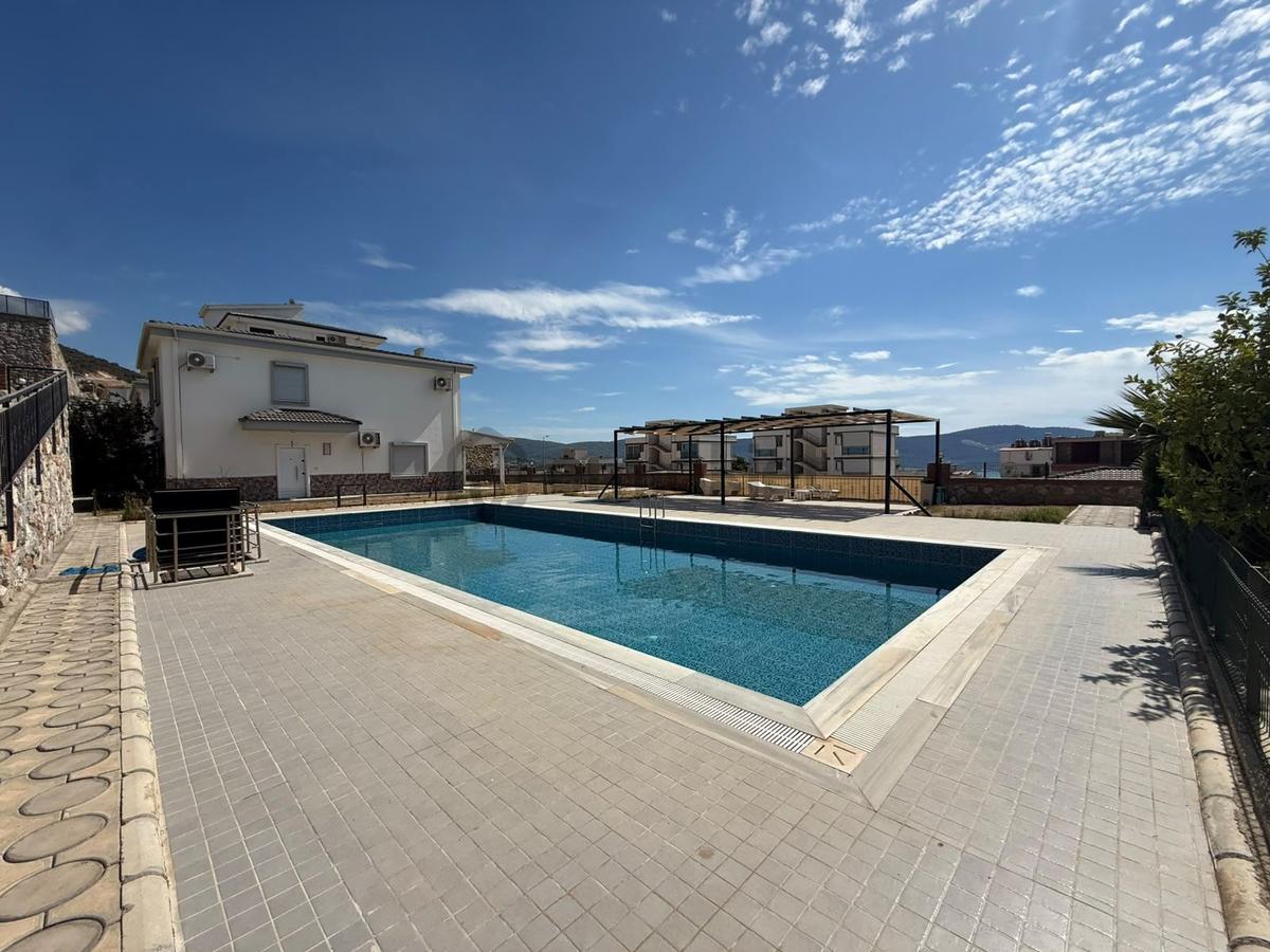 Butik Site İçi Deniz Manzaralı Geniş Bahçeli , 1+1 Daire - 22