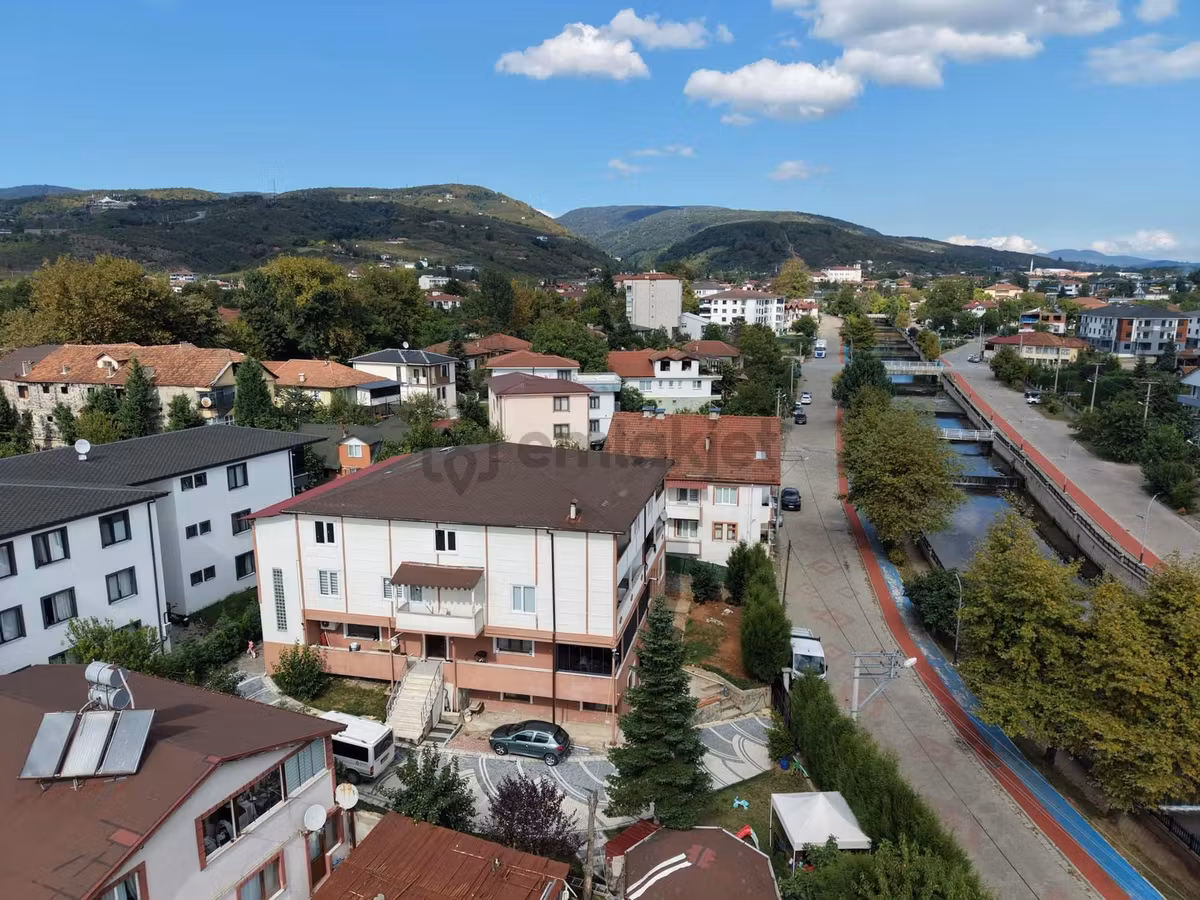 Demirel Gayrimenkulden Mahmutbey Mah 3+1 135 M2 Satılık Daire