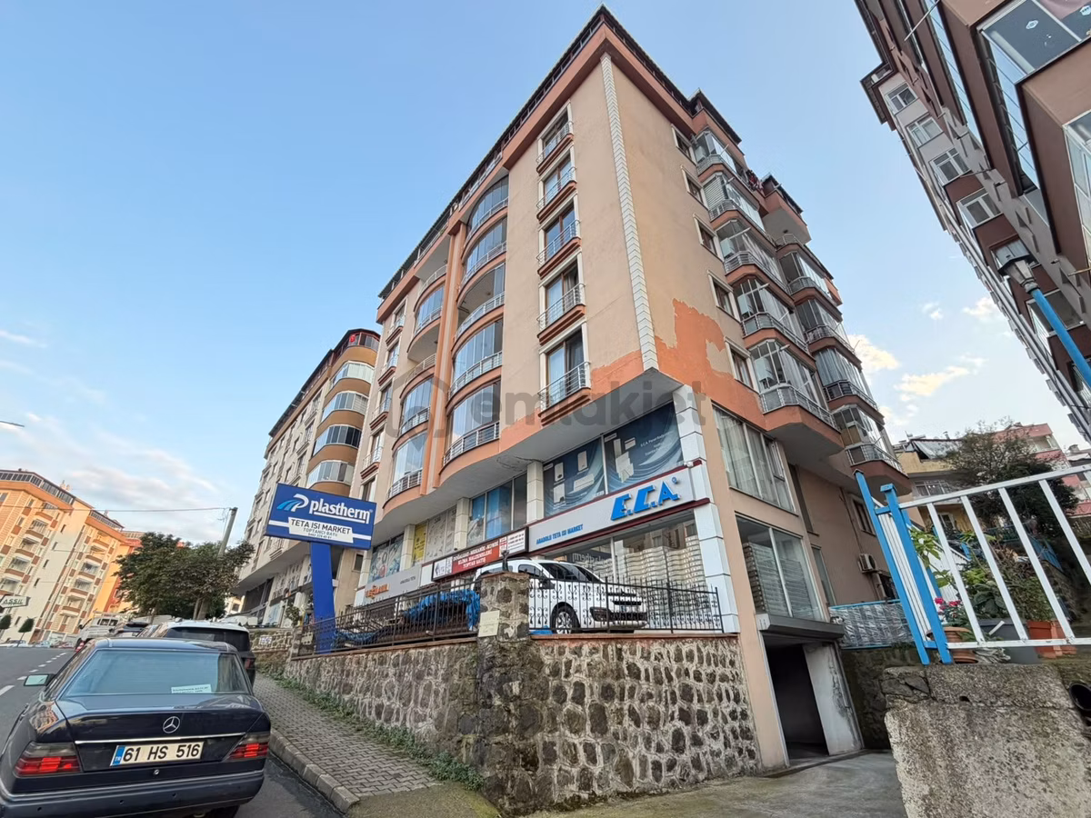 Trabzon Yeşiltepe'de A'dan Z'ye Yenilenmiş 3+1 Satılık Daire - 45
