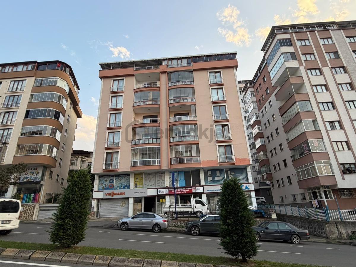 Trabzon Yeşiltepe'de A'dan Z'ye Yenilenmiş 3+1 Satılık Daire - 47
