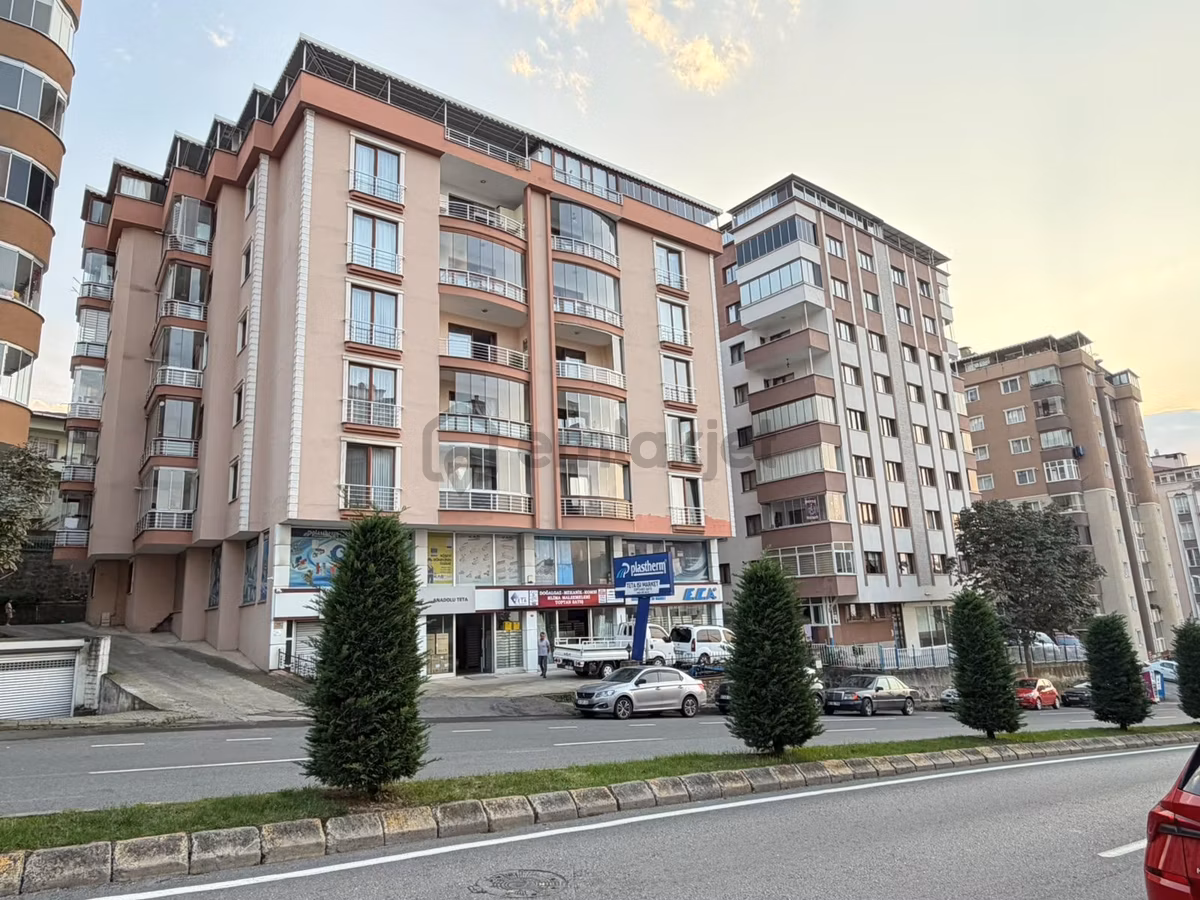 Trabzon Yeşiltepe'de A'dan Z'ye Yenilenmiş 3+1 Satılık Daire - 48