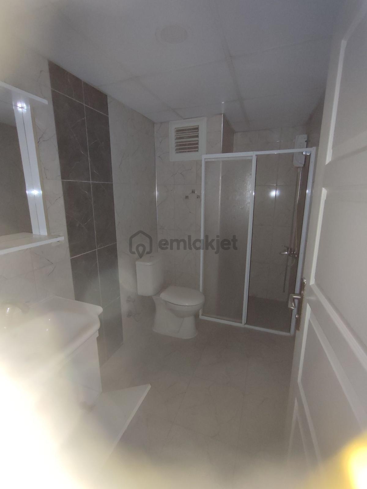 İsabeyli Merkezde Arakat 1+1 Satılık Daire - 4