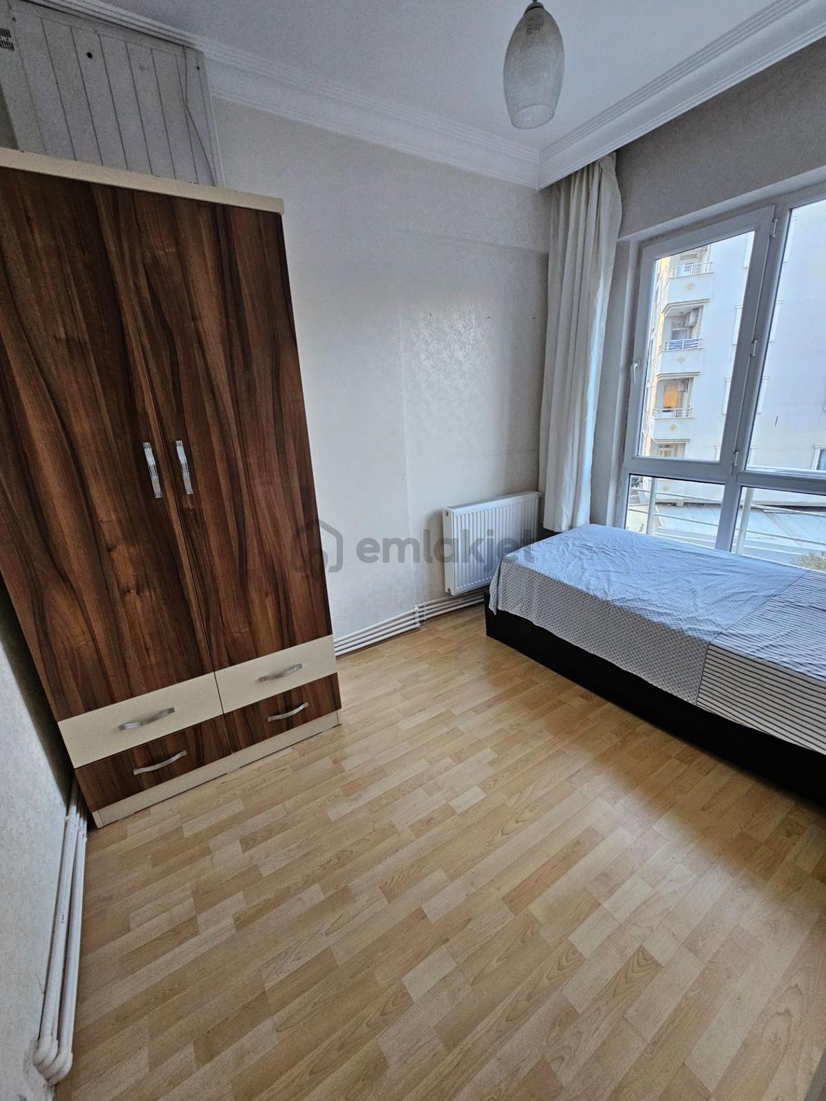 Üniversite Civarı 2+1 Bireysel Doğalgazlı Daire - 3