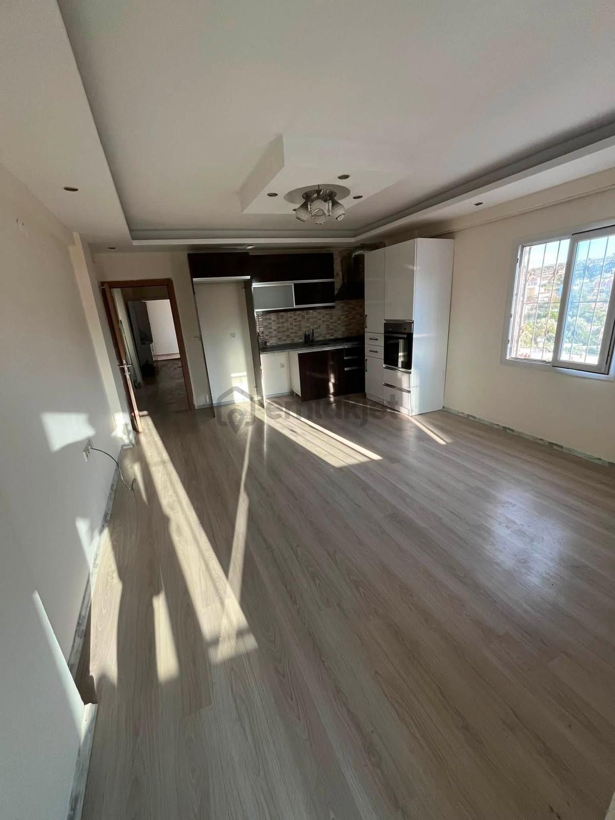 Silifke/çarşı Satılık 2+1 100m2 Daire - 4