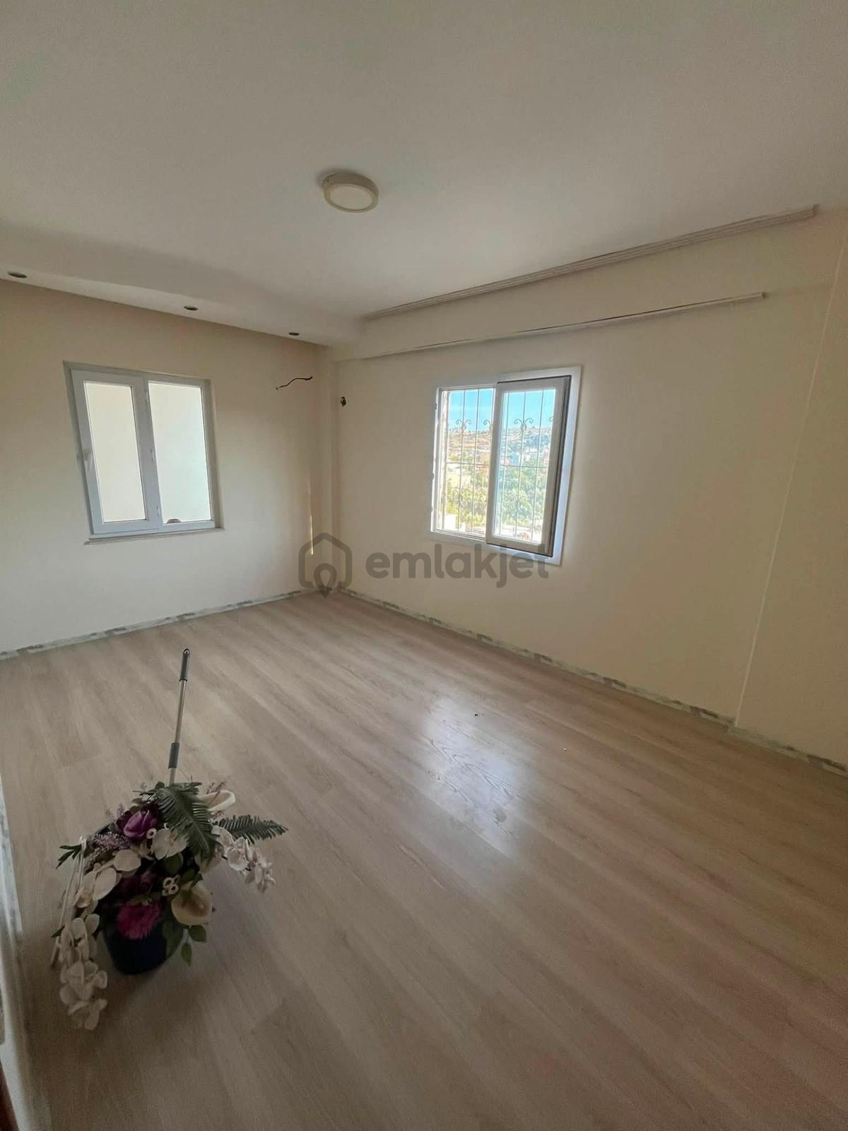 Silifke/çarşı Satılık 2+1 100m2 Daire - 7