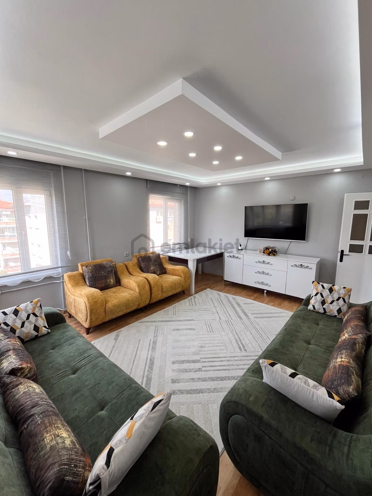 Sahibinden Zafer Sitesinde Satılık Daire - 2