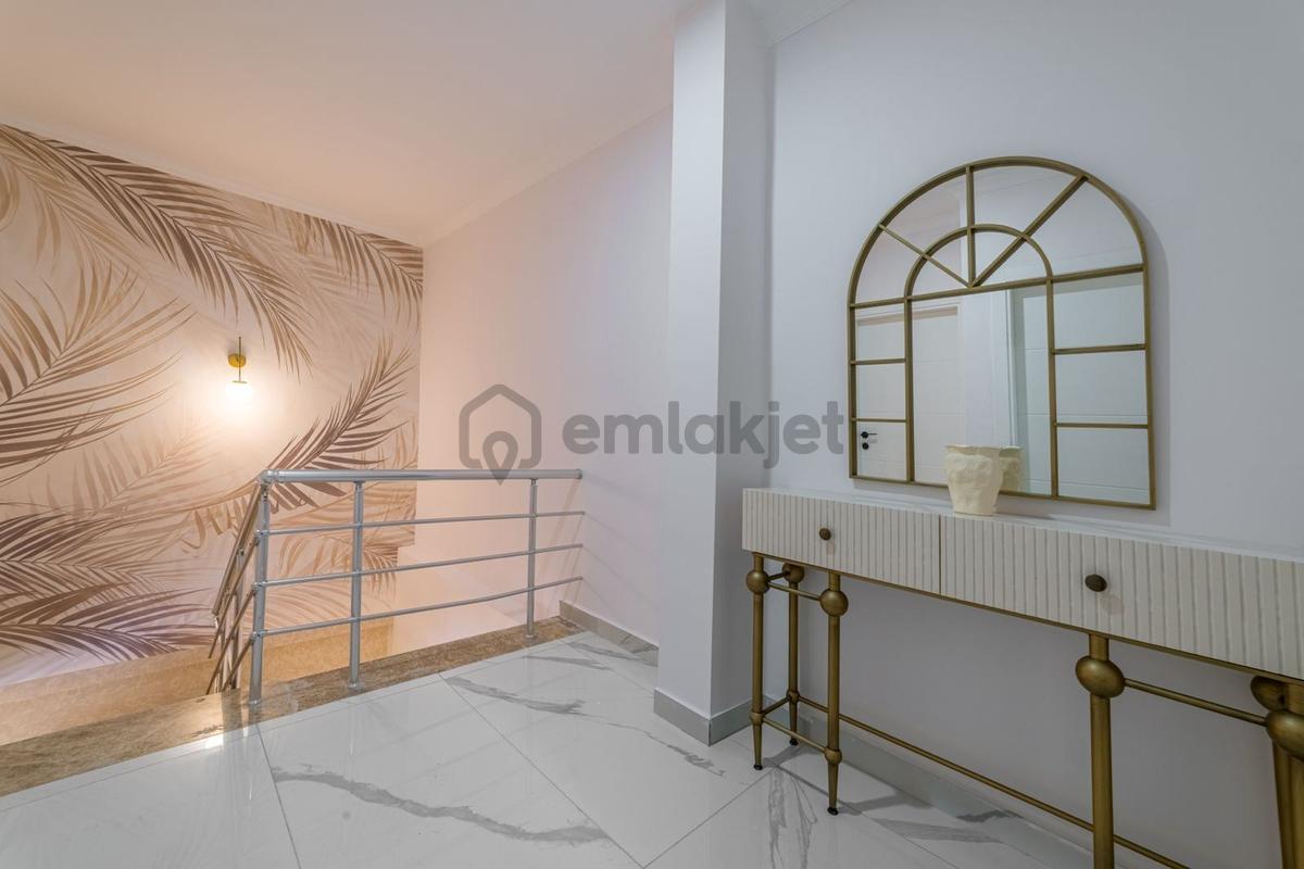 Alanya Mahmutlarda Denize Yakın Ultra Lüks 2+1 Penthouse - 18