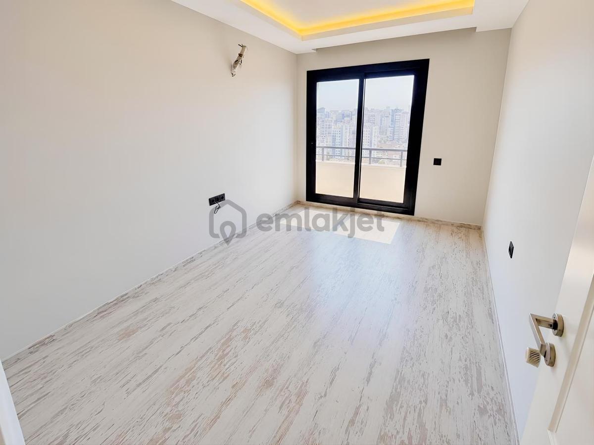 İz'den Ultra Lüx 4+1 Daire - 13