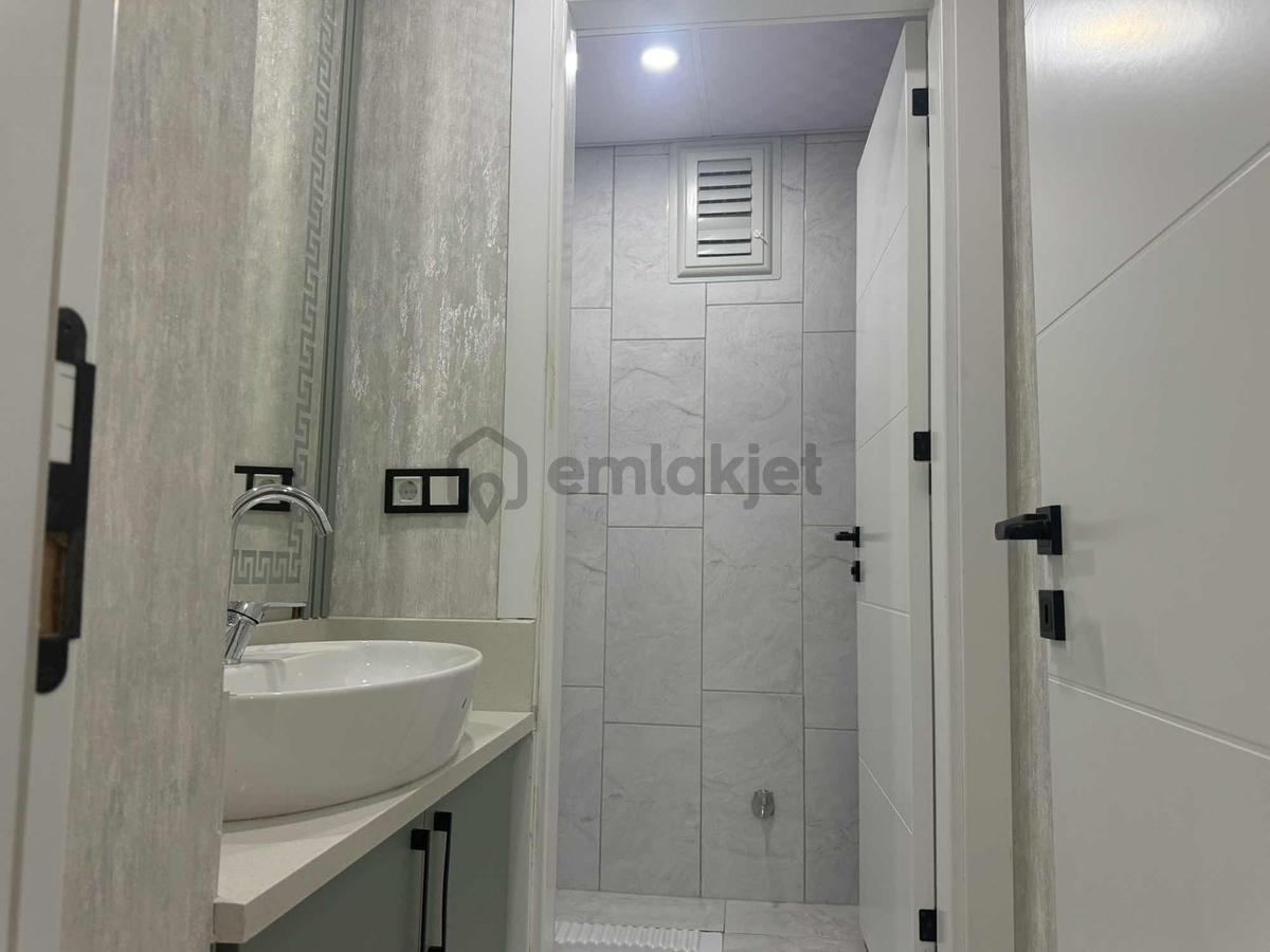 Aydınlıkevler De 2+1 Ara Kat 110 M2 Satılık Sıfır Daire - 14