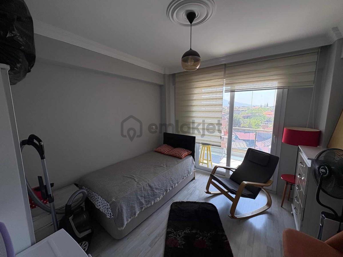 Miray Emlaktan Sümer Mahallesinde Full Eşyalı Satılık 2+1 Daire - 16