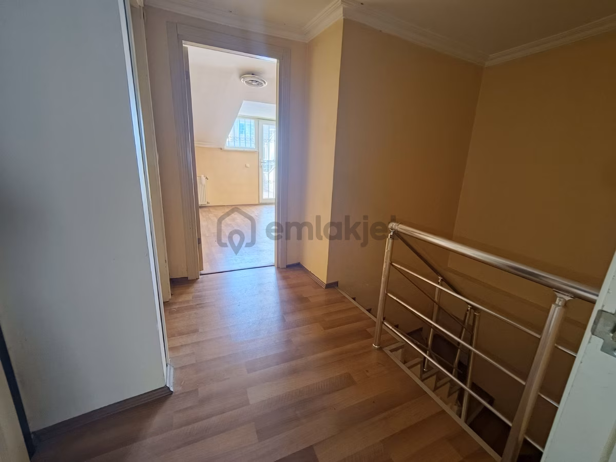 Güneyden Cadde Üzerinde 4+1.145m2 Çift Girişli Dubleks - 28