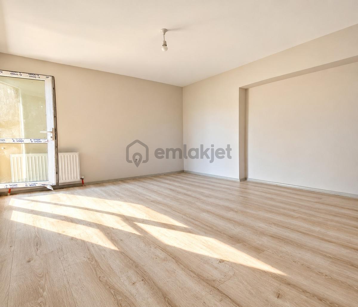 Metrobüse Yürüme Mesafesinde| E-5e Yakın | Kaçırılmayacak Daire - 14