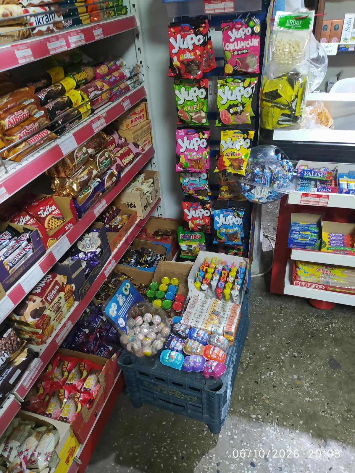 Yatırımlüx'den Hürriyet Caddesinde Devren Market - 15