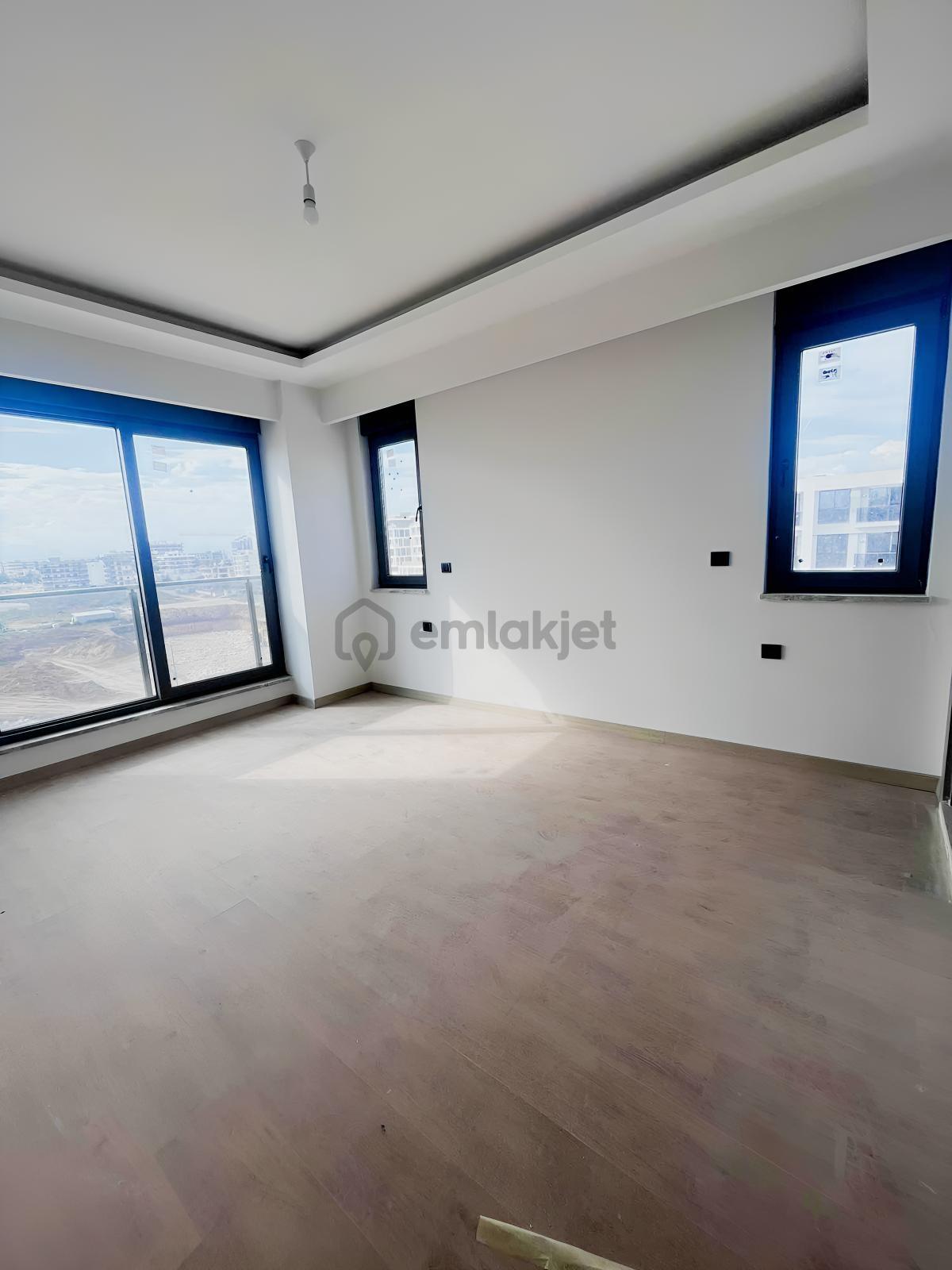 Altıntaş'ta 40'lık Yolda Geniş 2+1 İskanlı Daire - 14