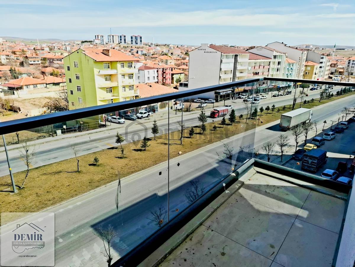 Full Lüx Eşyalı, Balkonlu, Eksiksizz 1+1 - 12