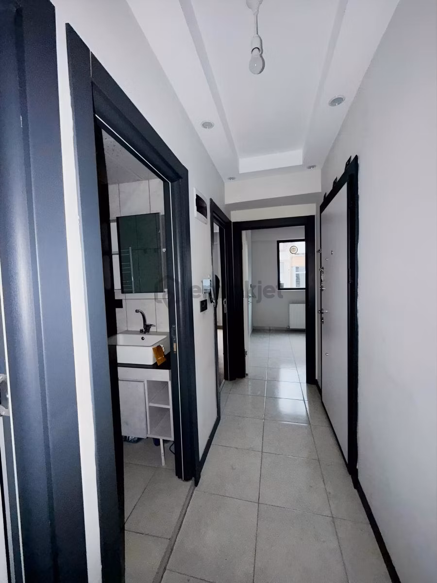 Kiralık Yeni 2+1 Daire Metrobüse 2 Dakika - 14