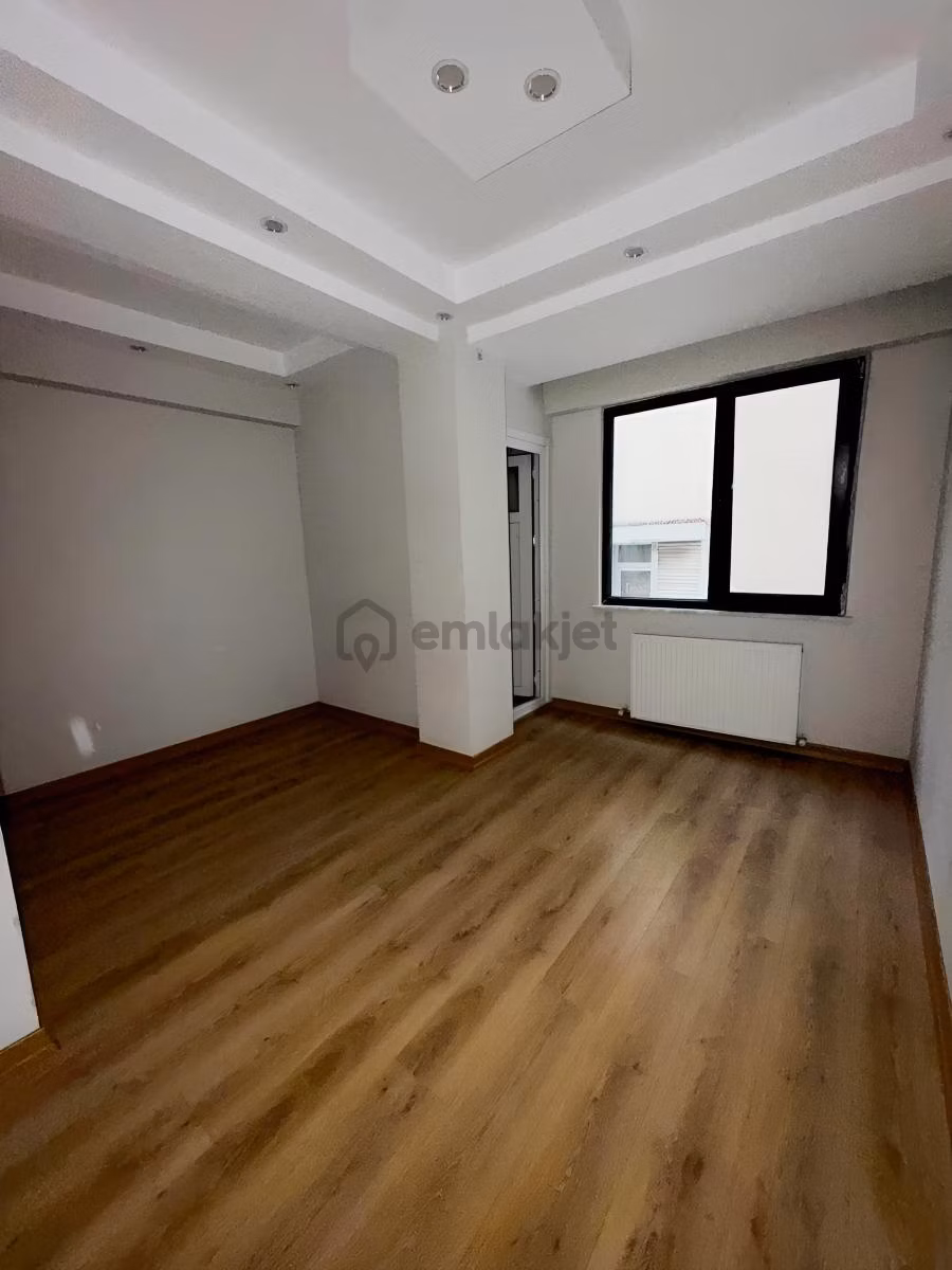 Kiralık Yeni 2+1 Daire Metrobüse 2 Dakika - 10