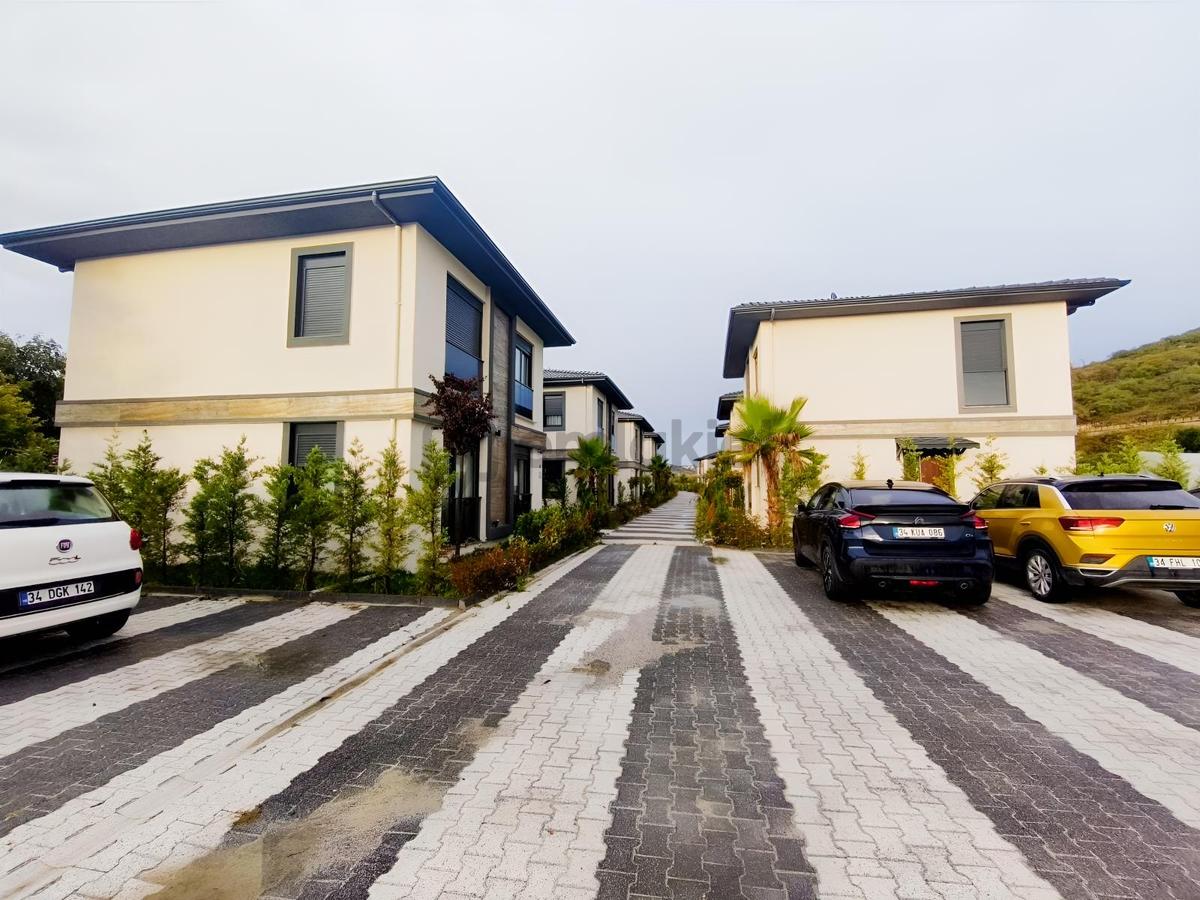 Remaxanka Dan Çavuş Mahallesi 3+1 Kiralık Villa - 6