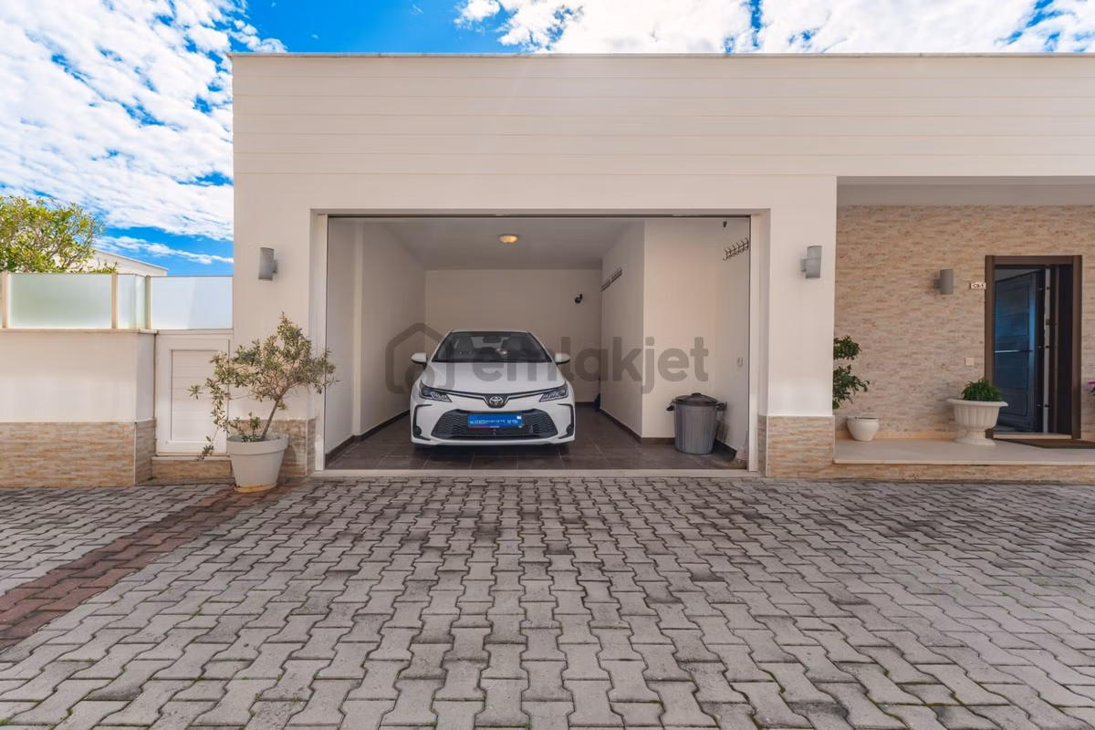 3+1 Site İçerisinde Müstakil Konforlu Özel Havuzlu Villa - 5