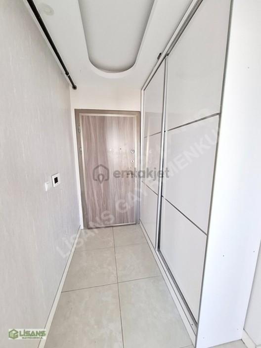 Gürselpaşada_sitede_d.gazlı_extralı_ç.banyolu_geniş_3+1 - 5