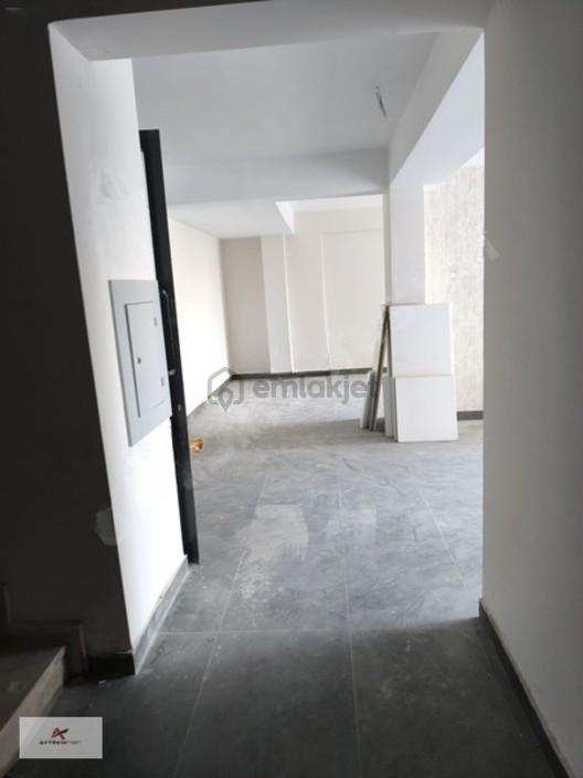 Gazze Caddesinde Geniş Kiralık Daire - 8