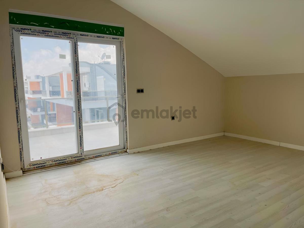 Altıntaş Ta 3+1 Geniş Dubleks Daire - 9