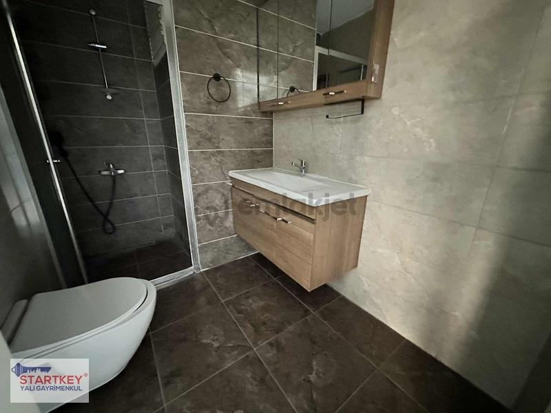 Çiğli'de Site İçinde Kiralık 1+1 Daire - 27