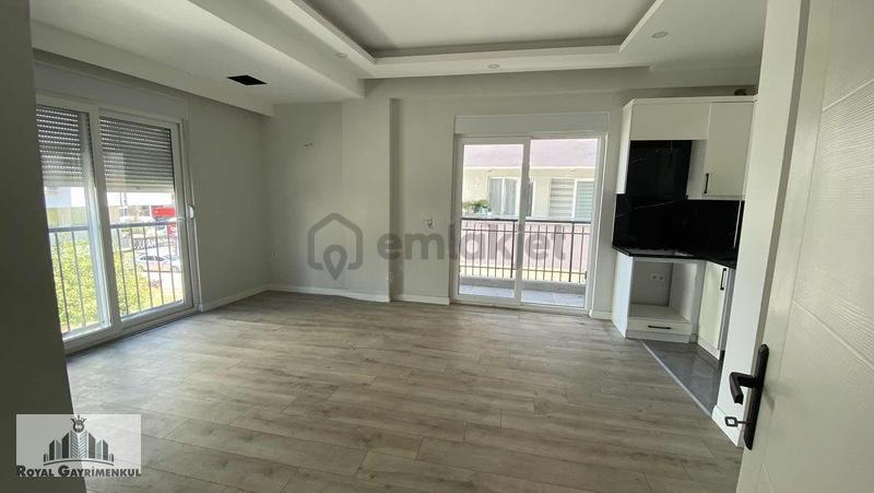 Çarşı Merkezde Satılık 2+1 Daire - 3