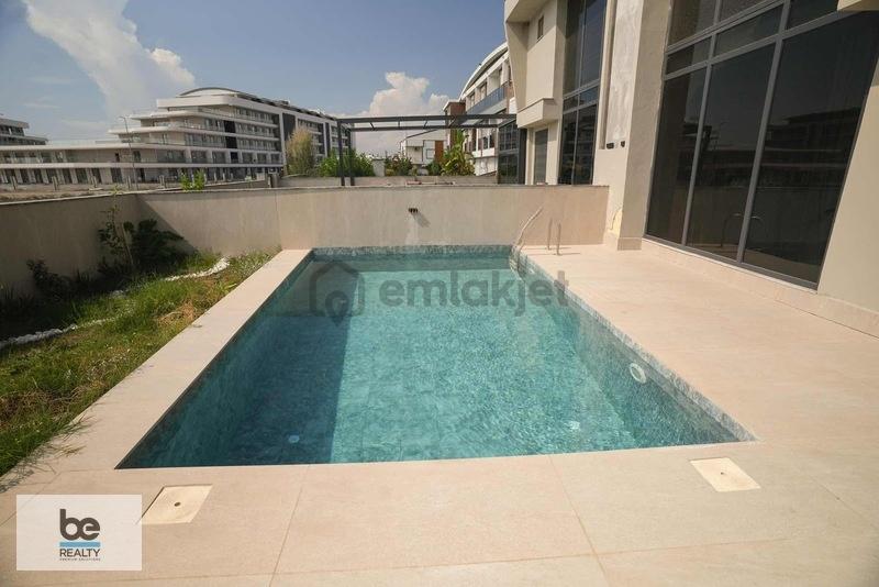 Güzeloba Martılıda Mustakil Havuzlu Lüks 4+1 Villa - 29