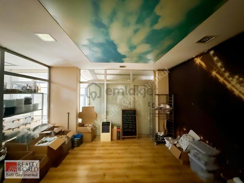 Atatürk Caddesi'nde Devren Kiralık Fırın & İmalathane - 12