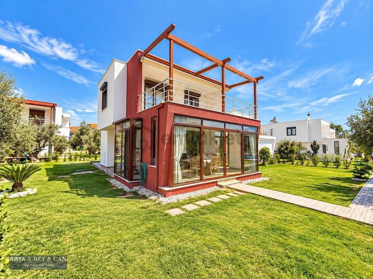 Rota'dan | Havuzlu | Denize Sıfır Site İçerisinde | 3+1 Villa - 13