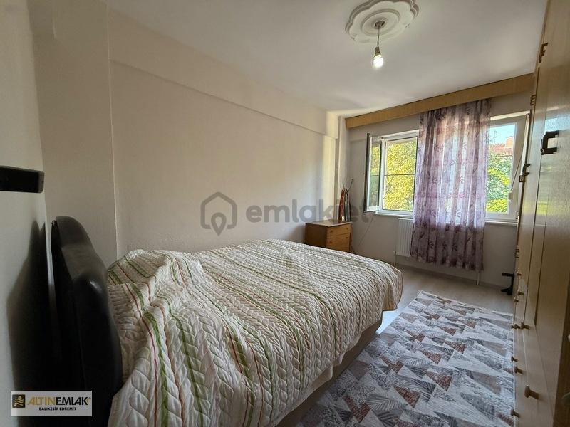 Denize Yürüme Mesafesinde 2+1 Ara Kat Doğalgazlı - 11
