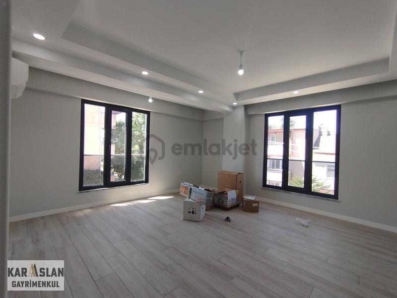 Başiskele Mahmut Paşada Kiralık 2+1 Daire - 4