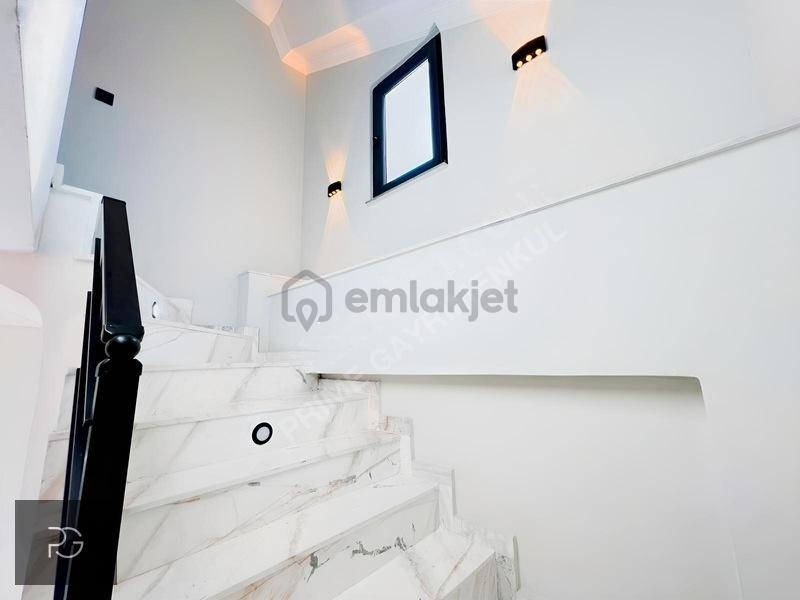 Prıme'dan Tamamen Müstakil Denize 2.parsel İskanlı Villa! - 31