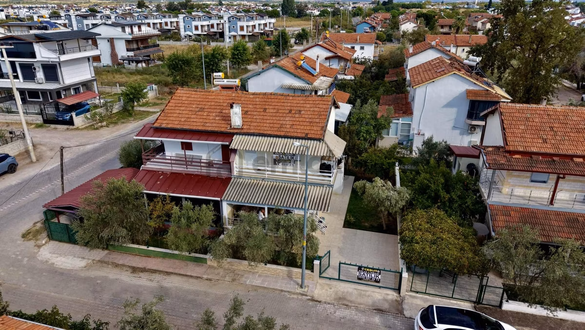 Dikili Halk Eğitimcilerde Masrafsız Eşyalı 2+1 Villa - 3