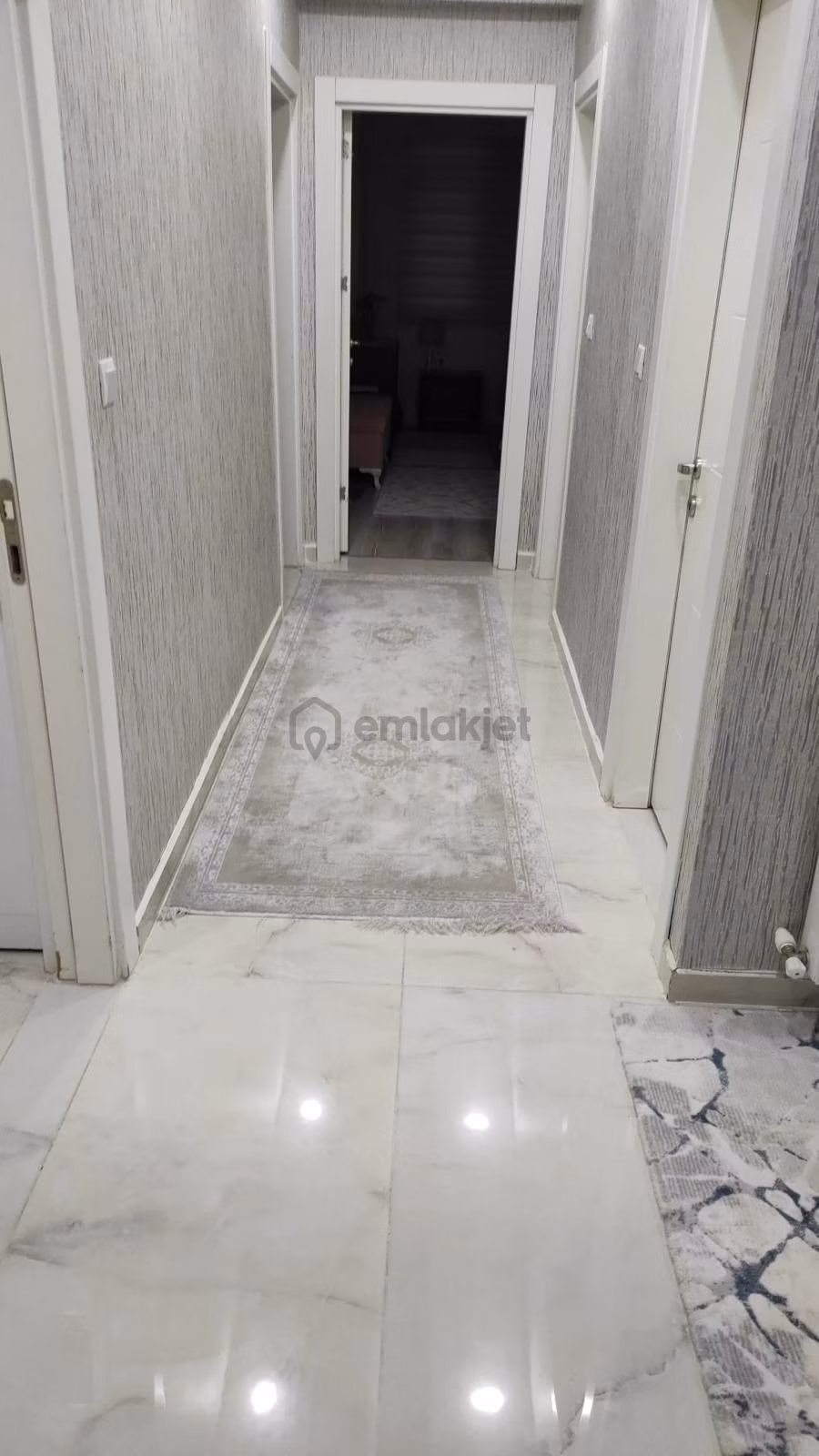 Acil Emlak Güvencesiyle Atakent Kiralık 4 Oda - 6