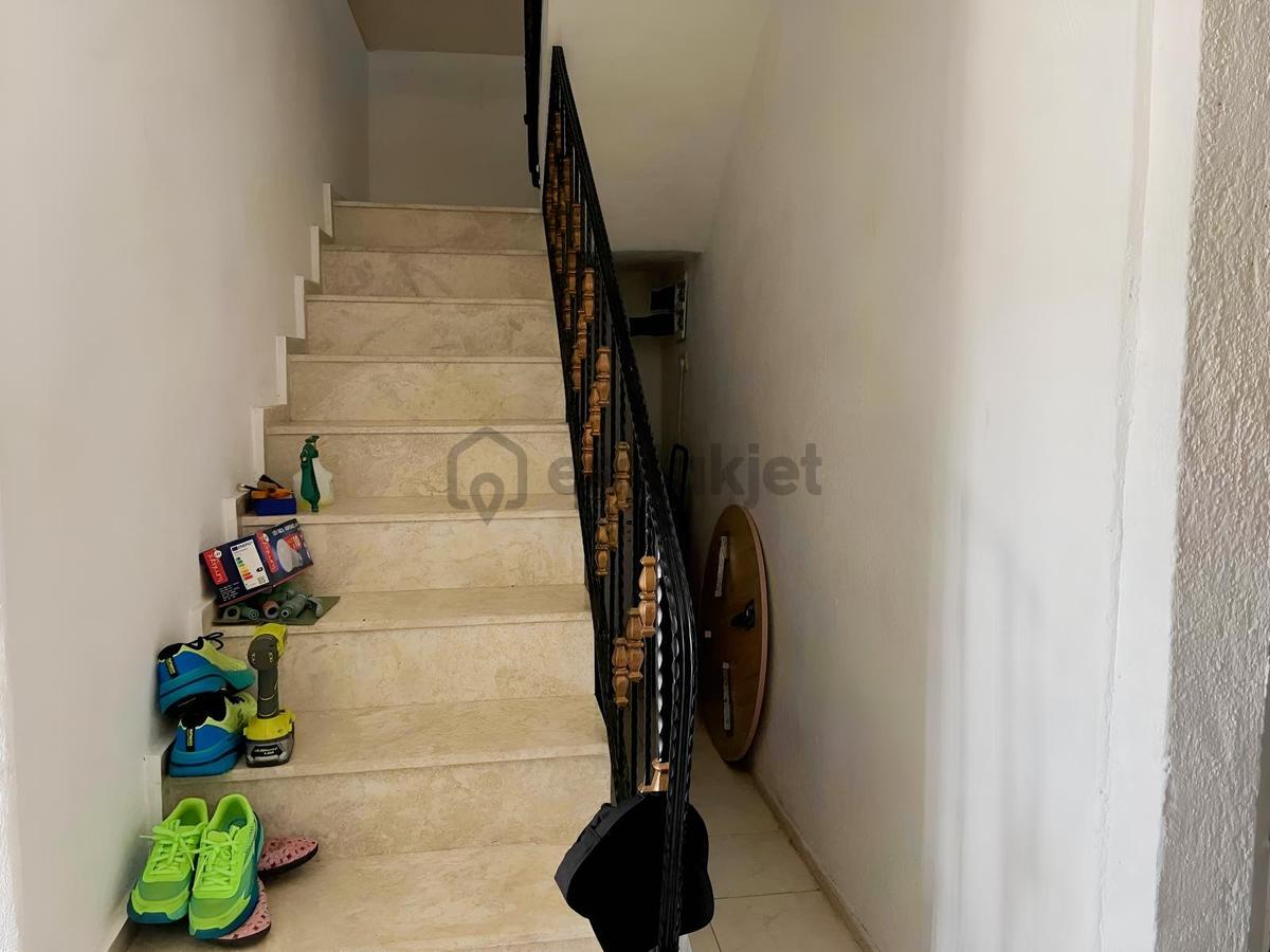 Doğa Manzaralı Müstakil 6+1 Havuzlu Villa - 23