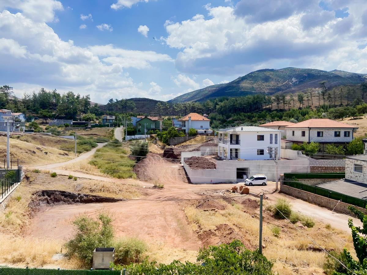 Doğa Manzaralı Müstakil 6+1 Havuzlu Villa - 6
