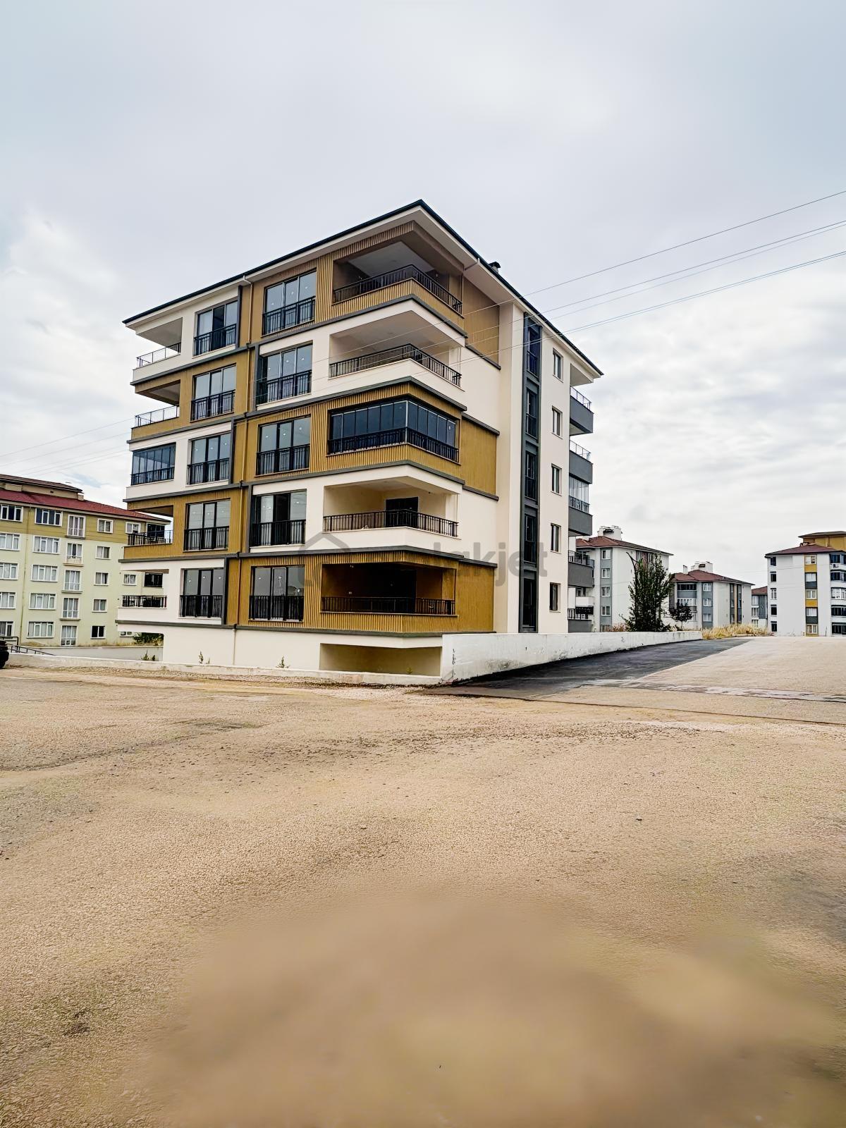 Bahçelievlerin En Güzel Konumunda - 2