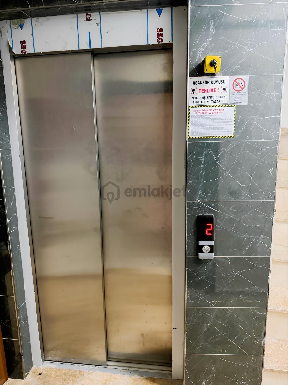 Kartaltepe'de 2+1 Sıfır Ebeveyn Banyolu Bahçeli Daire - 10