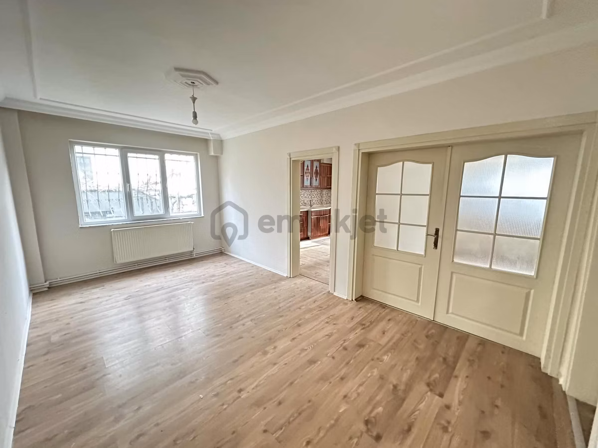 Serdivan Bahçelievler Mah. 3+1 Mutfak Ayrı Net:120 M2 Geniş Satılık Daire - 14