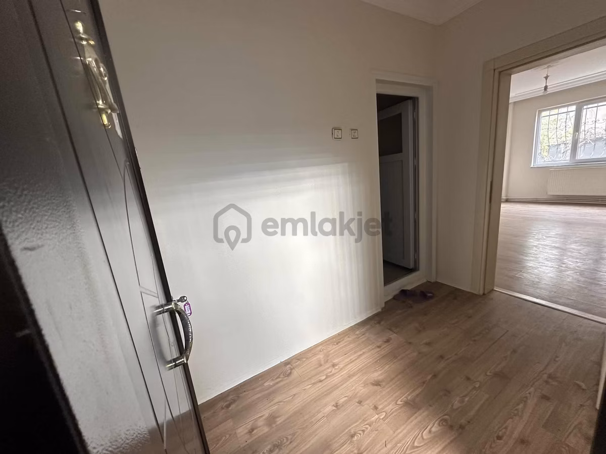 Serdivan Bahçelievler Mah. 3+1 Mutfak Ayrı Net:120 M2 Geniş Satılık Daire - 26