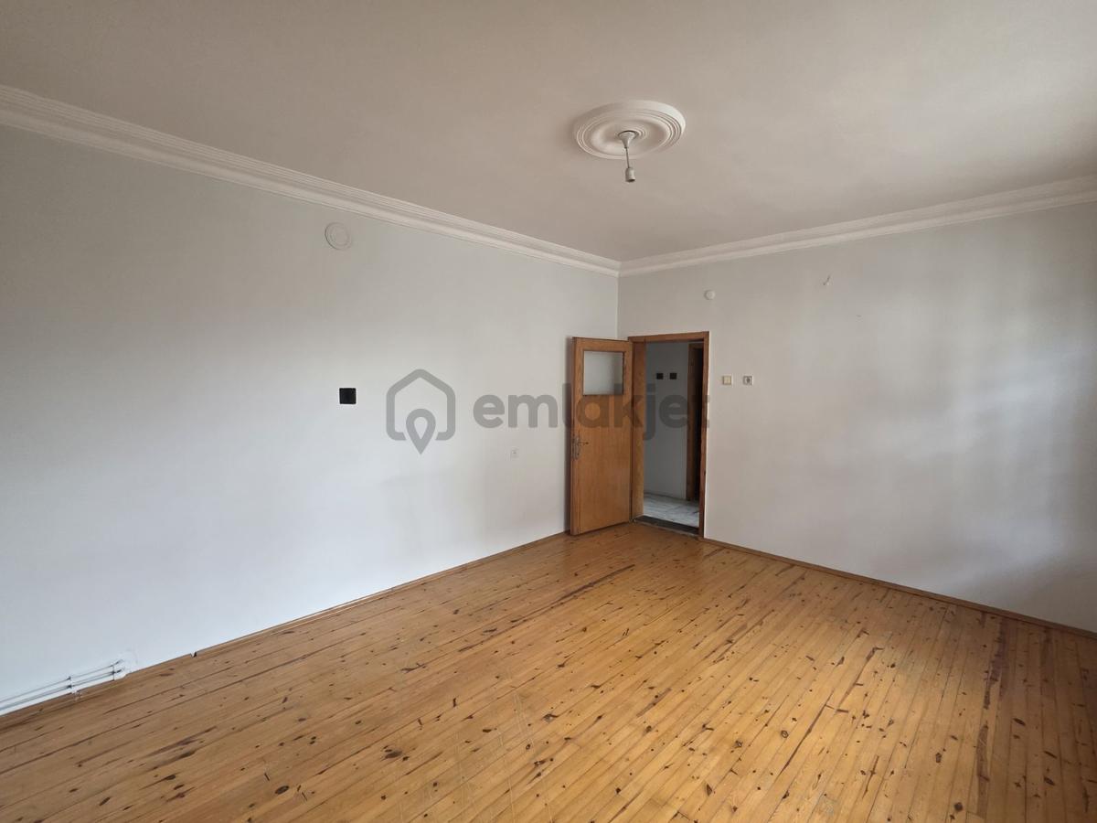 Yaka Cd. Cepheli Arakat, 3+1 Kiralık Daire - 18