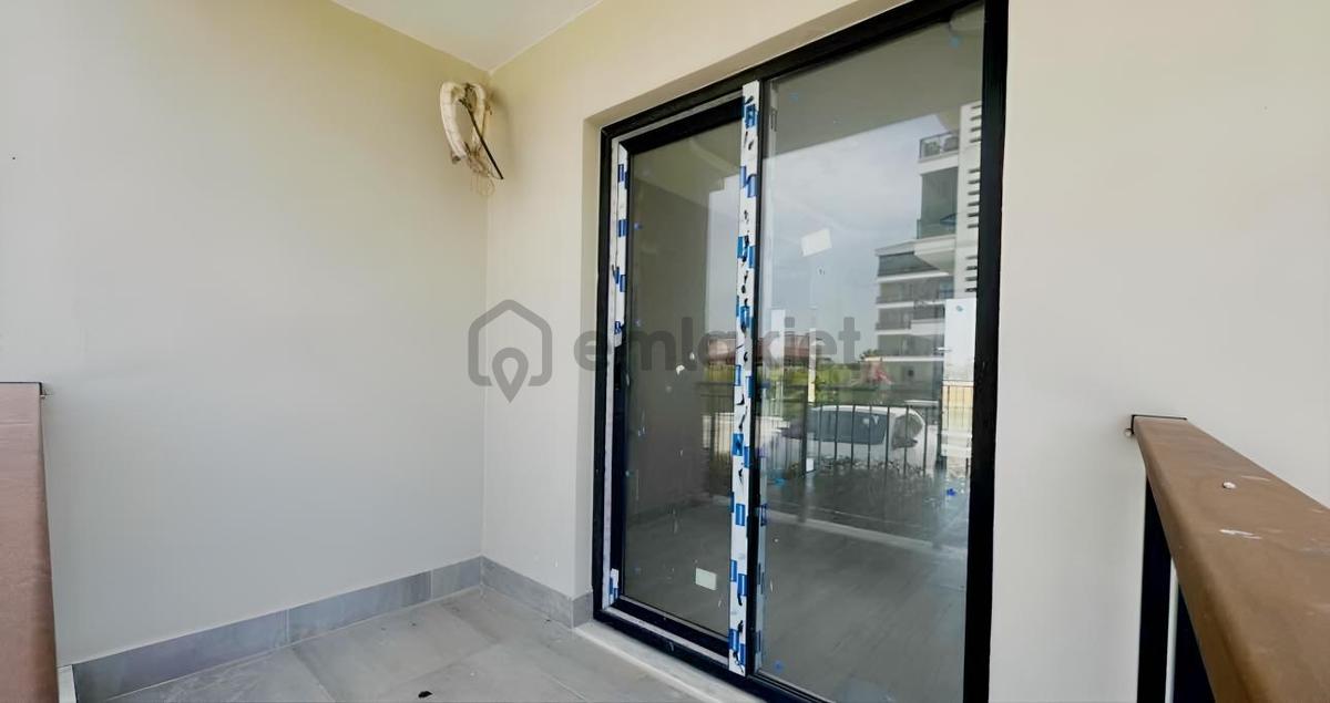 Döşemealtı Havuzlu Site İçinde Lüks Doğalgazlı 2+1 Daire - 12