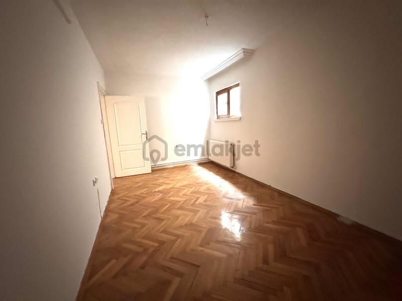Çankaya Tekman Caddesi Üzerinde Geniş Kiralık 3+1 Daire - 13