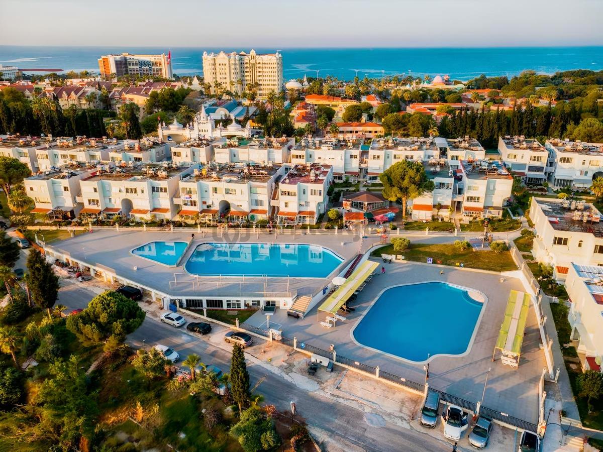 Kamelya 3 Sitesinde Satılık Bahçe Dubleksi