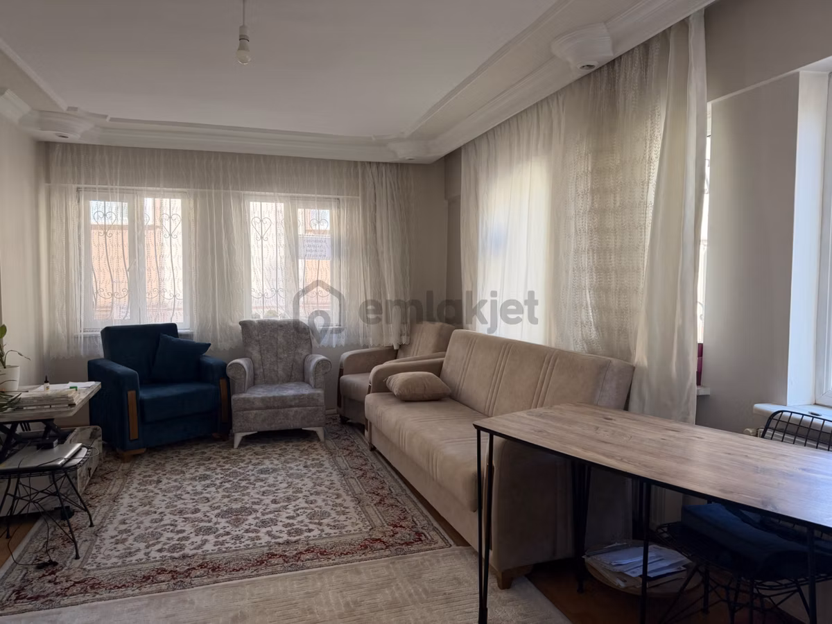 Gökdere Metro’ya 2 Dk | Davutdede’de Ferah 3+1 Ara Kat Satılık Daire - 7