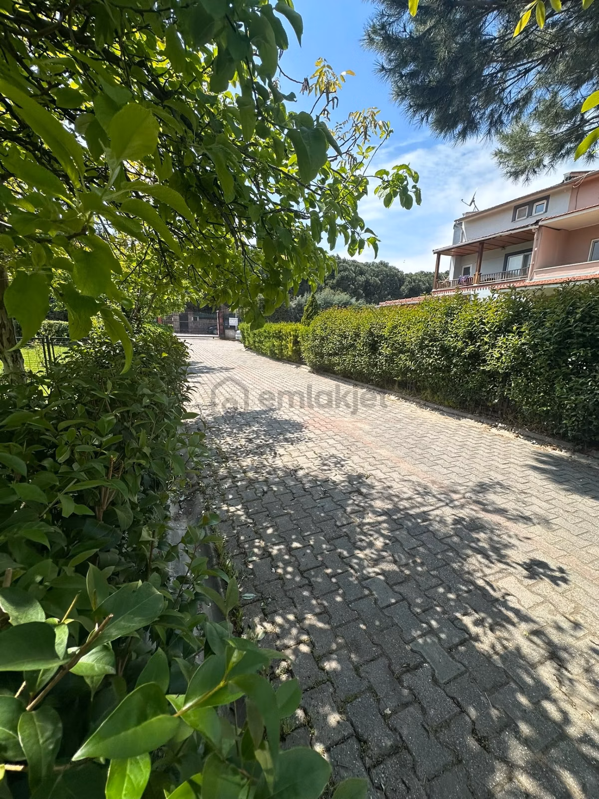 Güzelyurt Mahallesi Satılık 4+1 Müstakil Bahçeli Villa - 6