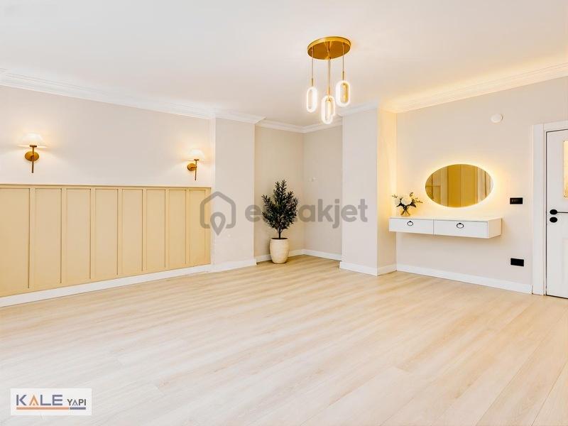 Metrobüse Yakın Giriş Emsali 2+1 Datılık Daire - 8