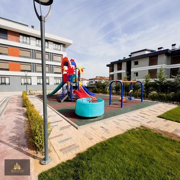 S.eyyubi Mah Trip Palace'da 4,5+1 Kiralık Daire - 2